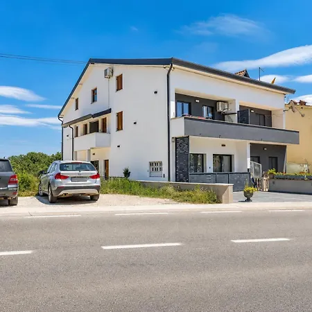 Appartement Noel Ii Funtana